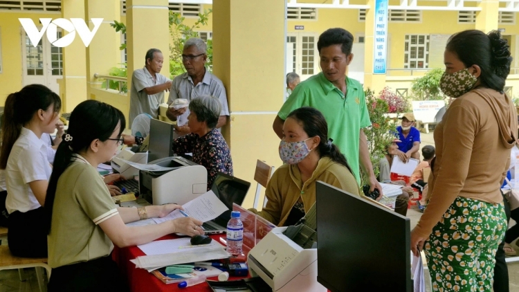ទម្រង់រដ្ឋបាលសាធារណ:ចល័តនាំយកសេវាកម្មកាន់តែជិតឌិតប្រជាជន។