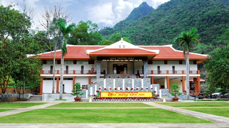 BẢC HỒ CHANG SLIM PỈ NOỌNG VIỆT BẮC