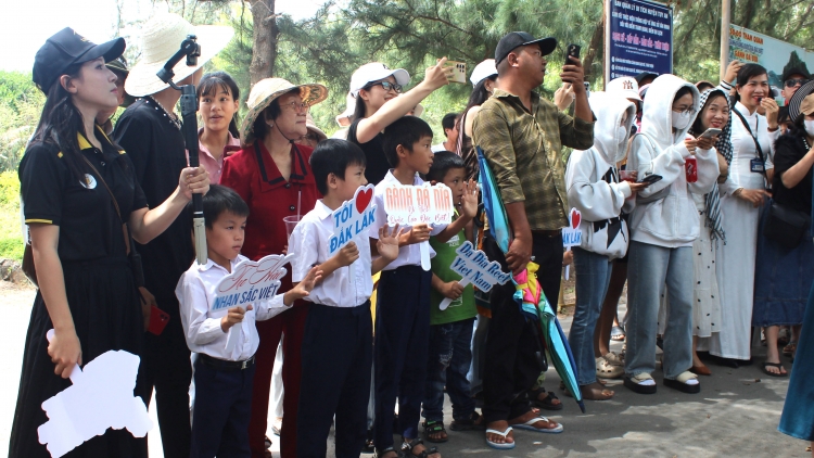 Lòt nhơl Dăk Lăk lơh geh mờr 160 tơmàn đong tàm dơ̆ ơm rlô chờ Sơntờm dà lơgar