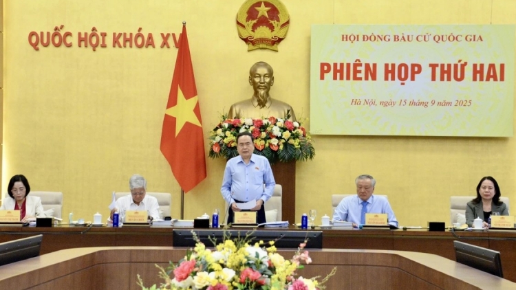 CHỦ TỊCH QUỐC HỘI TRẦN THANH MẪN K’ĐHƠỢNG BHRỢ PR’HỌP G’LUH 2, HỘI ĐỒNG BẦU CỬ K’TIÊC K’RUUNG