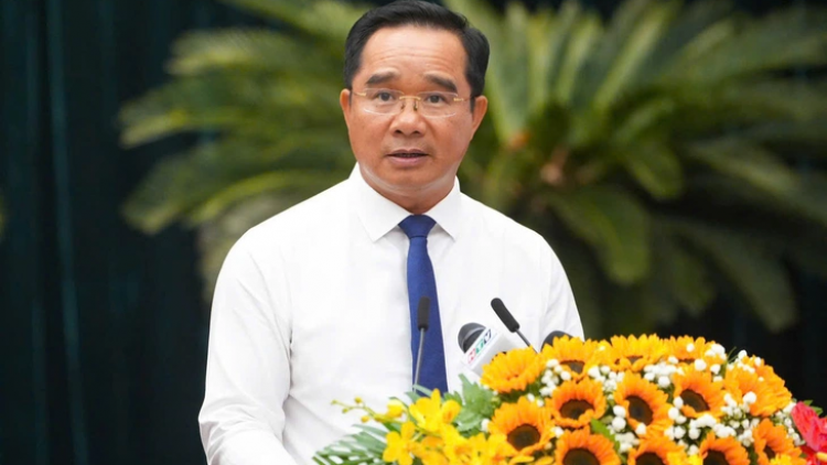 AKAOK UY MBAN BHAP BINI BAN RAYA HO CHI MINH CAONG KHIN PASANG IEK VEIK, BREI NGAK PASIAM ABIH DOM SANG BAC KHUT TAYAH DAHLAU HAREI 30 BILAN 9