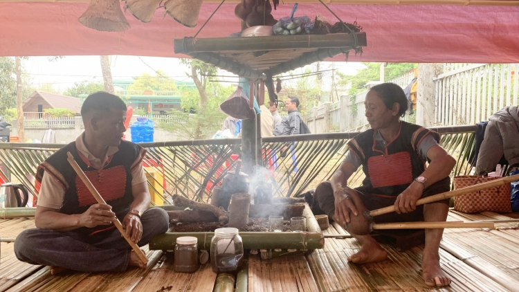 Bơngai Êđê vei răk tơmam pơre tơdra, vei pơhngol kon pơlei 