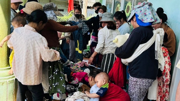 ĐHA ĐHÂM VÊY LOOM LUÔNH LIÊM TA NIH