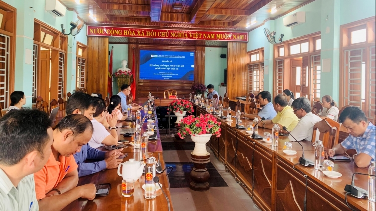 PA CHOOM P’XOỌNG C’NĂL ĐOỌNG HA CÁN BỘ T’COOH XA NAY, K’ĐHƠỢNG XAY COH CHR’VAL ĐÔNG GIANG