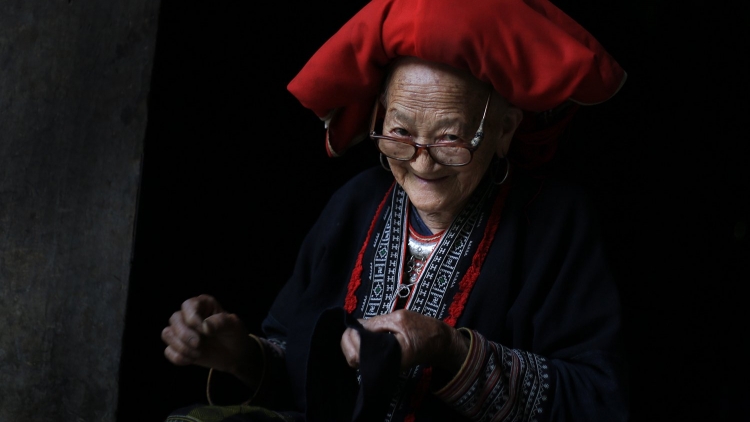 Lầy tzình páo dung chủ nhật hoi 07.9.2025