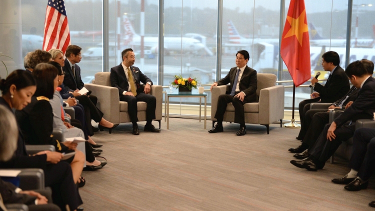 Củ tịc lơgar ồng Lương Cường wă Mpồl Nghị sìh ƀang Oregon tàm lơgar Mỹ 