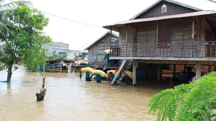 Gia Lai rơkâo pơđuăi hĭ 180 boh sang anŏ đuăi mơ̆ng anih ia dăo să Ia Hiao
