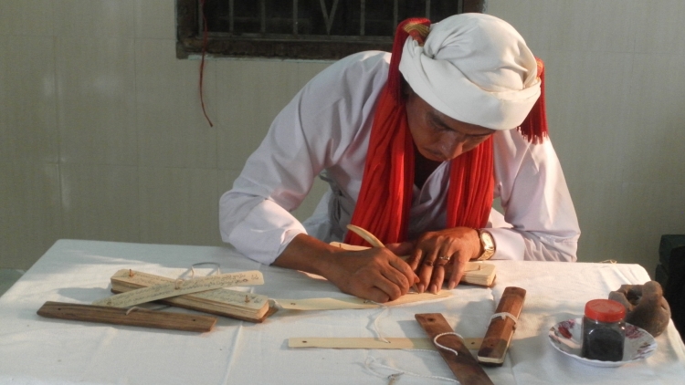 KADHA " RANAM SAP BANGSA CAM"