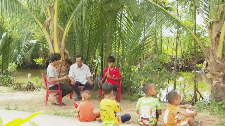 ភ្លេងប្រពៃណីក្នុងពិធីអាពាហ៍ពិពាហ៍របស់បងប្អូនខ្មែរ