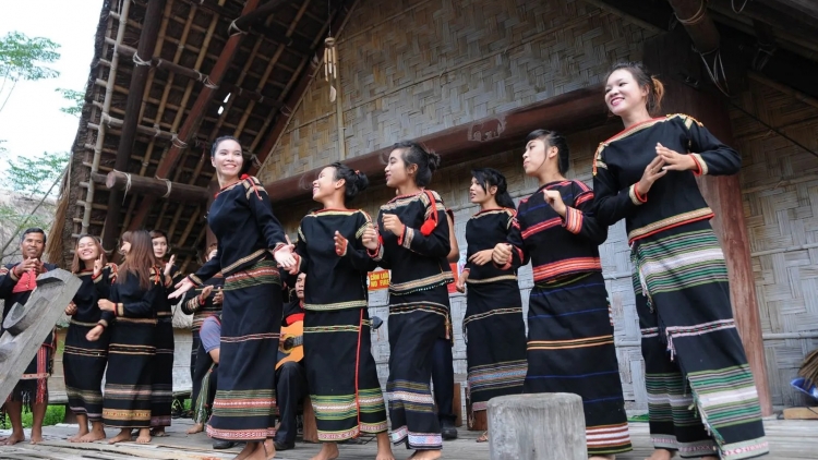 Dà lơgar tam gơl pa