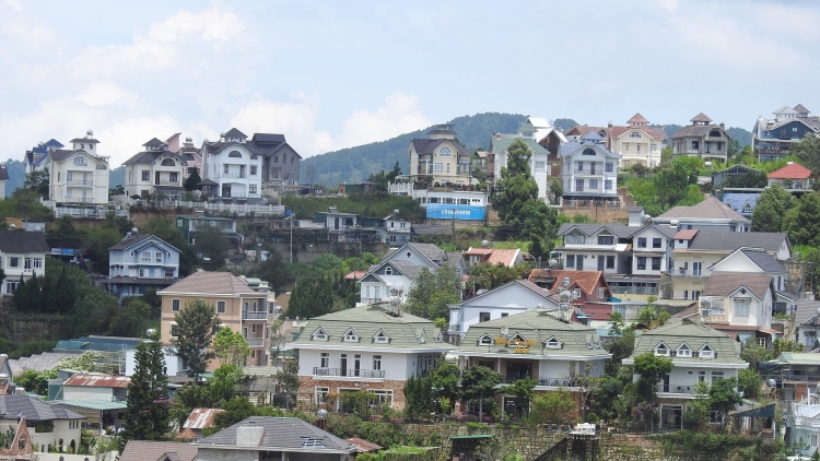 Lâm Đồng prôk krá tơniăn tung mợịâng tơdroăng cheăng la ngiâ