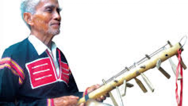 Tanh brai (Bảo tồn dệt thổ cẩm)