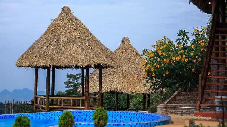 DƯƠNG CHỒM BÚNG TỎN LẲP KHÉC MƯỜNG THÀNG