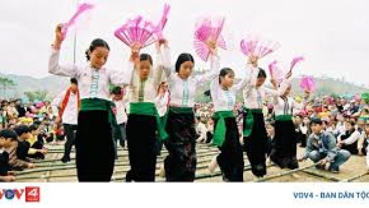 Quam kháo phổng Tày Bắc thứ  5 mự 18 căm bườn 9 pì 2025