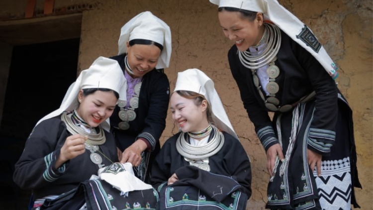 Lầy tzình phát sinh ìu miền vả thứ 4 hnoi 24/9/2025