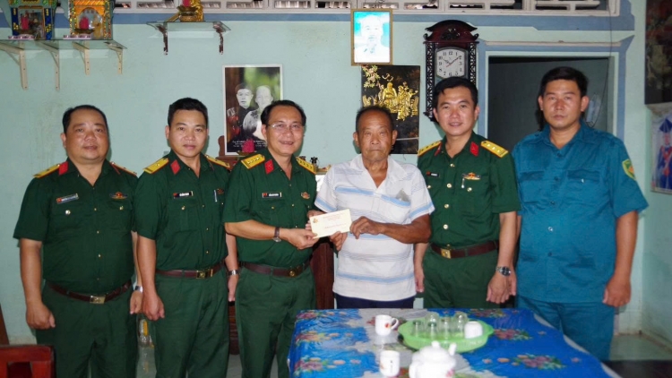 Chiến sĩ miền Tây