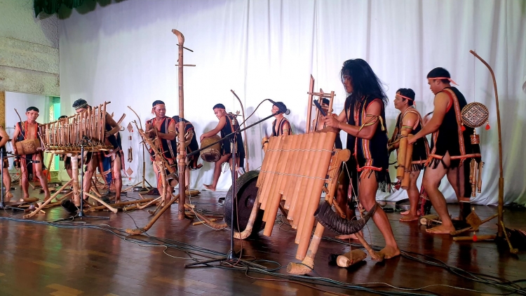 Gia Lai pơlir pơđĭ kyar tuai čuă ngui jămg djă pioh gru grua djuai ania ƀiă