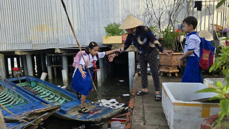 ដំណើររឿងស្តីពីវិថីសិក្សារៀនសូត្រនៅតំបន់ដីជ្រោយ