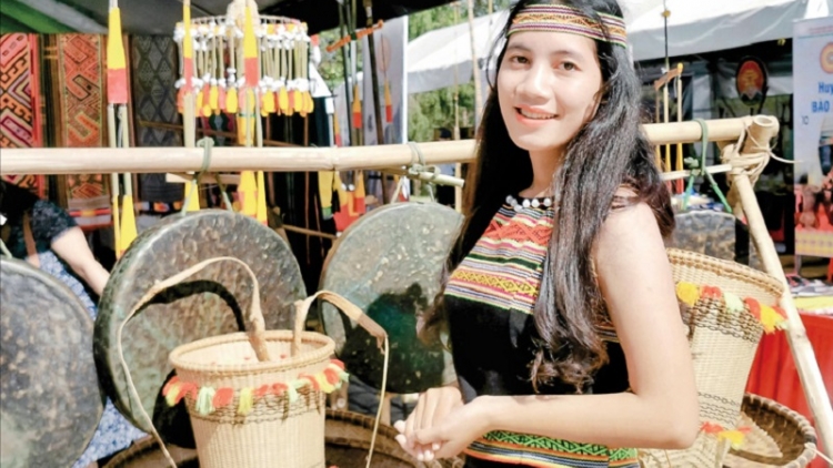 Ană Chơ Tuk Chơ Băn