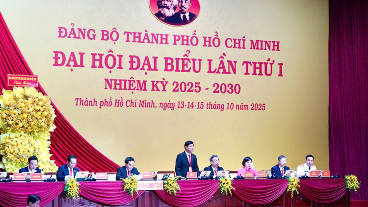 BAN RAYA HO CHI MINH PEIH NGAK 3 BRUK PRAONG NAN LAC: SARAK SAONG JALAN NGAK, HATANG SAONG URANG NGAK BRUK 