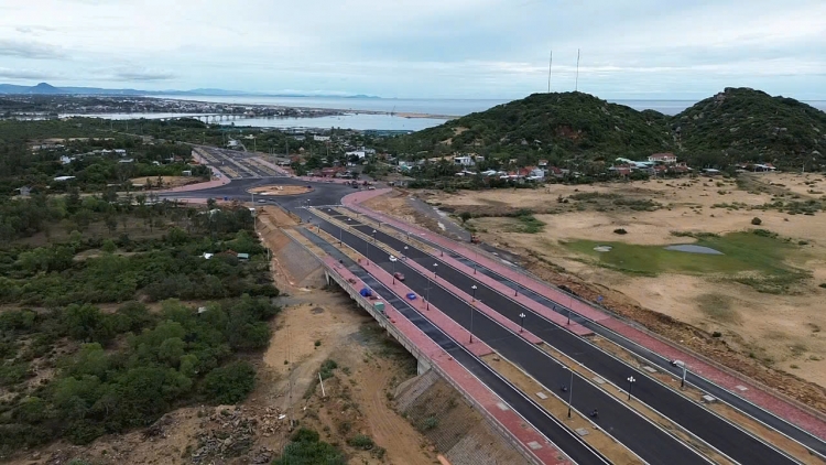 Dăk Lăk lơh pràn tam gơl sồ mờ bơ̆t bơtàu phan bơna gùng lòt  