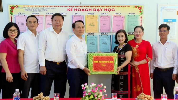 PHÓ BÍ THƯ THƯỜNG TRỰC THÀNH UỶ ĐÀ NẴNG NGUYỄN ĐÌNH VĨNH LƯM TRƯỜNG TIỂU HỌC ATING (CHR’VAL SÔNG KÔN)