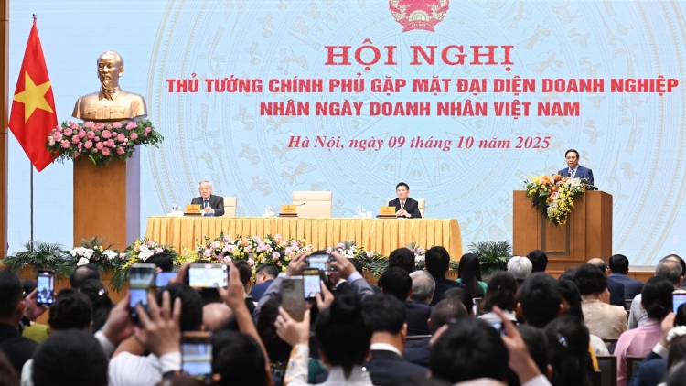 Hop akŏm tơƀâp bơngai tang măt ăn Anih tĕch mơdro ƀlep ƀât Năr bơngai tĕch mơdro Việt Nam