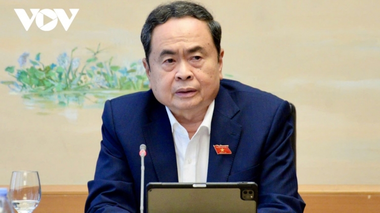 CHOOM BHRỢ T’VAIH ỦY BAN CH’MÊÊT LÊY XƠỢNG BHRỢ LUẬT PHÁ SẢN