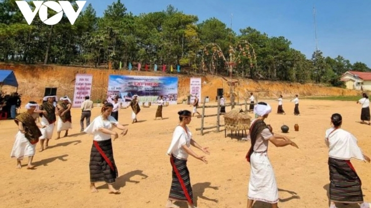 ZƯ LÊY LÂNG PA DƯR VĂN HOÁ PHI VẬT THỂ ĐHANUÔR CHU RU ĐHỊ LÂM ĐỒNG