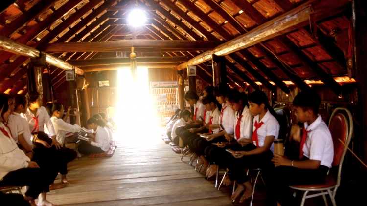 Li la uă broă lơh lòt bal tài gàr tơl niam rài kis mpồl bơtiàn tàm Dăk Lăk