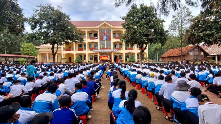 Lu jơr hdră hrăm mbĭt đru kơ yang ƀuôn ti Dak Lak 