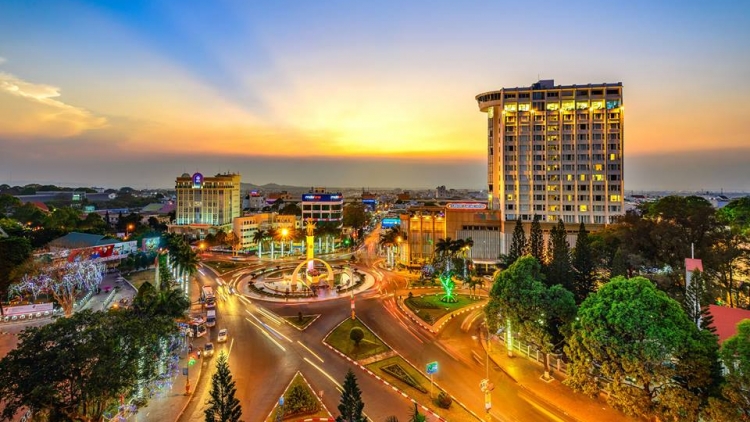 Buôn Ma Thuột đêm hội