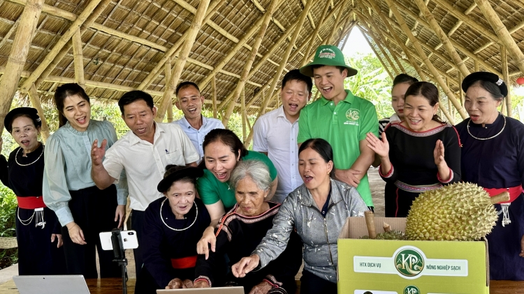 Pơlê xúa kŏng ngê̆ - thôn pơlê nếo chal 4.0