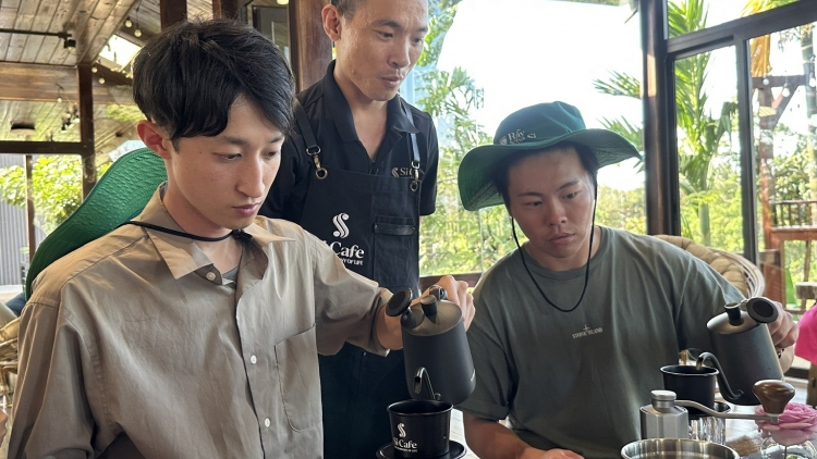 Dak Lăk pơtô mơnuih mă bruă rơgơi kiăng pơđĭ tui anŏ yôm mơ̆ng kơphê