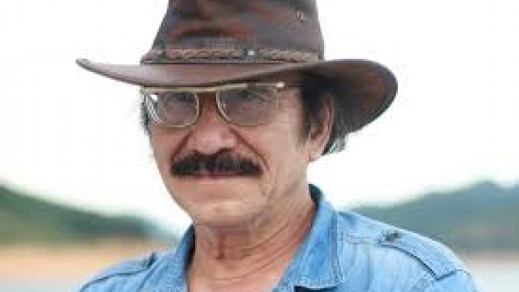 Anh mãi yêu em trọn đời