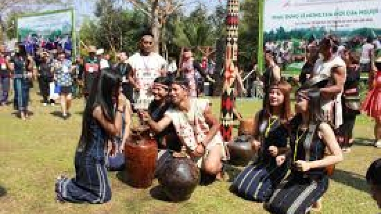 Bơto bơtê cau lòt lơh broă ngài