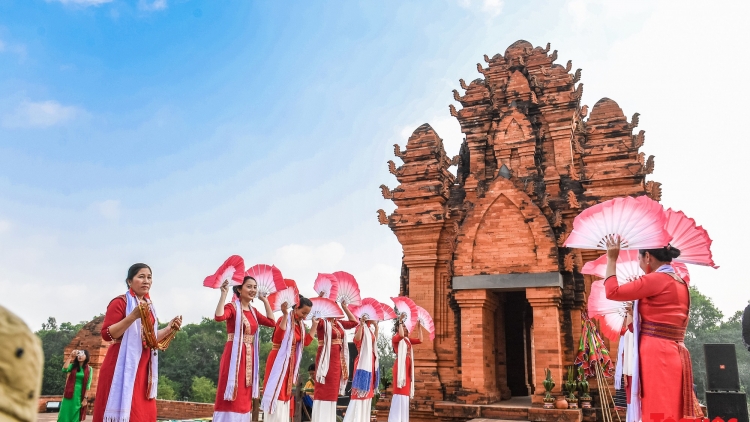 Danak dak sap Cam 26_10_2025