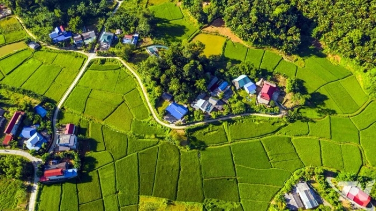 XÀY CĂN CHƯỚNG CHẮP BẢN CỎN MẤƯ PJÒI ĐÂY DÚ BÚNG KHAU PÙ THÁI NGUYÊN