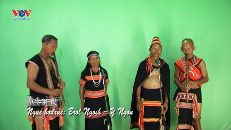 Ret ning (Tơña pơnŭ)