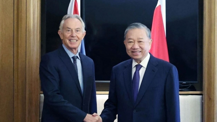 Khua gĭt gai Đảng Tô Lâm bi tuôm leh hŏng khua knŭk kna Angle êlâo dih Tony Blair 