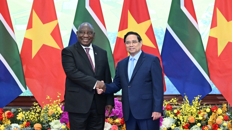 Thủ tướng Phạm Minh Chính pơma nuh hăm Kơdră tơm teh đak Nam Phi