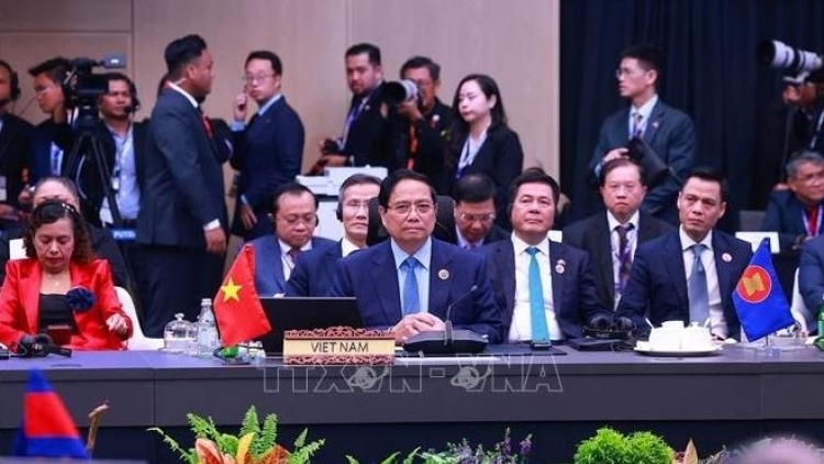 Pôa Phạm Minh Chính, Ngế pro xiâm hnê ngăn tơnêi têa veăng Hneăng hôp Khu râ kăn xiâm ASEAN – Hàn Quốc roh má 26