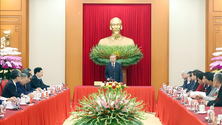 Khua git gai Ping gah ơi Tô Lâm bưp mơnuih ngă hmua Việt Nam rơgơi