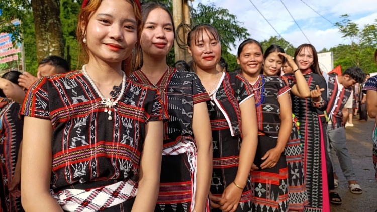 T'RUIH PA XƯL P'RA CƠ TU THỨ 5 T'NGAY 02/10/2025