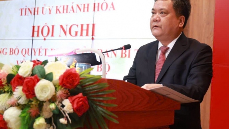 Ơi Trần Phong ngă Khua Jơnum min mơnuih ƀôn sang tơring čar Khánh Hòa