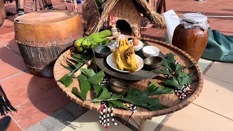 Dŭm hdră bhiăn jăk êdi hlăm klei hdĭp mơ̆ng mnuih Bahnar