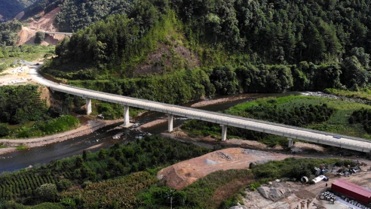 Tsaz yênhx nta suôz luk Hmôngz hnuz xiêz 7-11-2025