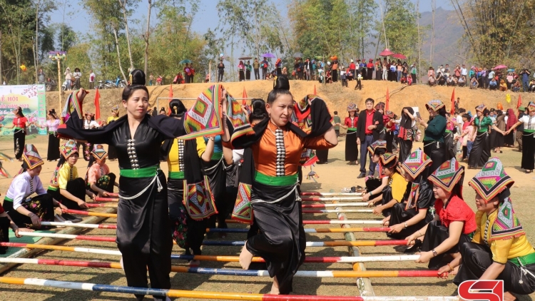 Quam kháo phổng Tày Bắc thứ  2 mự 3 căm bườn 11 pì 2025