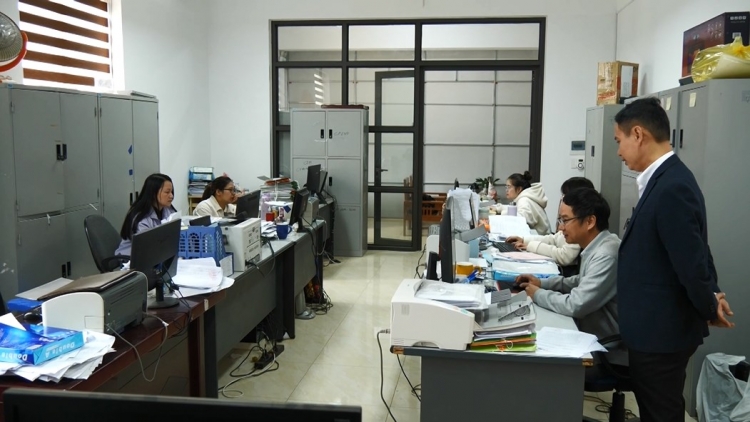 Lầy tzình phát sinh ìu miền vả thứ 2 hnoi 17/11/2025