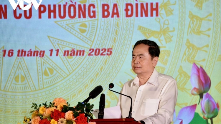 Kơdră Quốc hội vang truh akŏm Năr tơgoăt tơgoăl đĭ đăng hơdrĕch hơdrŭng tơ̆ phường Ba Đình, Hà Nội 